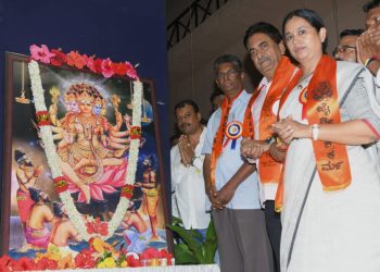 ವಿಶ್ವಕರ್ಮ ನಿಗಮ ಸ್ಥಾಪನೆ ಮತ್ತು ವಿಶ್ವಕರ್ಮ ಜಯಂತಿ ಆಚರಣೆ ಮೂಲಕ ಮುಖ್ಯಮಂತ್ರಿ ಸಿದ್ದರಾಮಯ್ಯನವರಿಂದ ಸಣ್ಣ ಸಮುದಾಯಕ್ಕೆ ದೊಡ್ಡ ಕೊಡುಗೆ -ಸಚಿವೆ ಲಕ್ಷ್ಮೀ ಹೆಬ್ಬಾಳ್ಕರ್ ಪ್ರಶಂಸೆ..!!