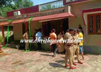 ಮುಲ್ಕಿ :ಕೋಲ್ನಾಡಿನ ಮನೆಯೊಂದರಲ್ಲಿ ಬಾಟಲಿ ಕೇಳುವ ನೆಪದಲ್ಲಿ ಮಹಿಳೆಯ ಕರಿಮಣಿ ಸರ ಕಿತ್ತು ಪರಾರಿಯಾದ ದುಷ್ಕರ್ಮಿಗಳು..!!