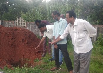 ಉಡುಪಿ: ರಸ್ತೆ ಮಧ್ಯದಲ್ಲಿಯೇ ಬೃಹತ್ ಕೃತಕ ಹೊಂಡ,ಗುಹಾಸಮಾಧಿ ಪತ್ತೆ..!!