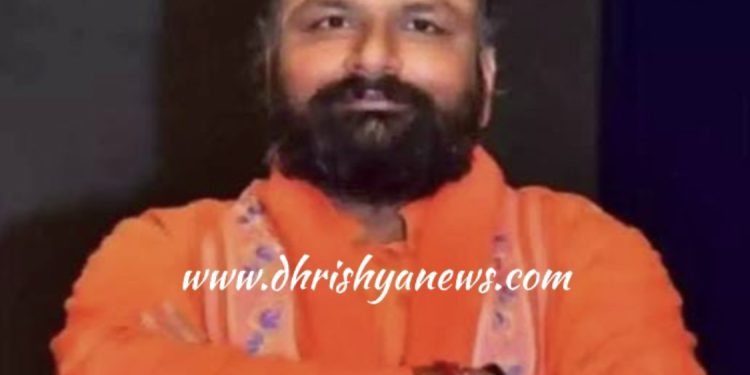 ಉದ್ಯಮಿಯೋರ್ವರಿಗೆ MLA ಟಿಕೆಟ್ ಕೊಡಿಸುವುದಾಗಿ ನಂಬಿಸಿ ಕೋಟ್ಯಂತರ ರೂ.ವಂಚಿಸಿದ ಪ್ರಕರಣ : ಒಡಿಶಾದಲ್ಲಿ ಆರೋಪಿ ಹಾಲಶ್ರೀ ಸ್ವಾಮೀಜಿಯ ಬಂಧನ..!!