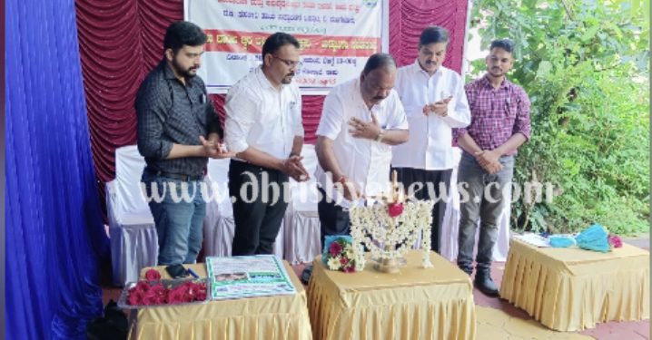 ಕಾಪು : ಕಾಲು ಬಾಯಿ ಜ್ವರ ಲಸಿಕಾ ಕಾರ್ಯಕ್ರಮ – ಶಾಸಕ ಗುರ್ಮೆ ಸುರೇಶ್ ಶೆಟ್ಟಿ ಉದ್ಘಾಟನೆ..!!