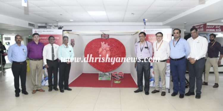 ವಿಶ್ವ ಹೃದಯ ದಿನದ ಅಂಗವಾಗಿ ಕಸ್ತೂರ್ಬಾ ಆಸ್ಪತ್ರೆ, ಮಣಿಪಾಲದಲ್ಲಿ ಹೃದಯ ಆರೋಗ್ಯ ಜಾಗೃತಿ ಕಲಾ ಶಿಲ್ಪ ಅನಾವರಣ..!!