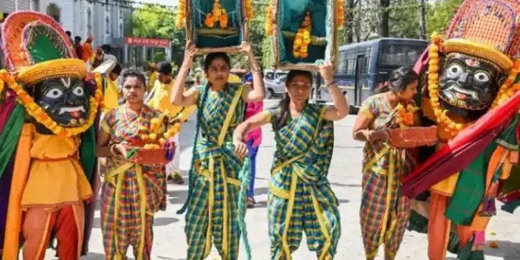 ಮೈಸೂರು ದಸರಾ : ಜಾನಪದ ನೃತ್ಯದ 40 ಪ್ರಕಾರಗಳ ಪ್ರದರ್ಶನ..!!