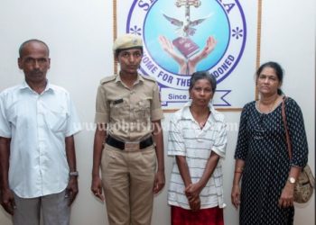 ಮಾನಸಿಕ ಅಸ್ವಸ್ಥ ಮಹಿಳೆಯ ರಕ್ಷಣೆ : ಮಂಜೇಶ್ವರದ ಆಶ್ರಮಕ್ಕೆ ದಾಖಲಿಸಿದ ವಿಶು ಶೆಟ್ಟಿ..!!