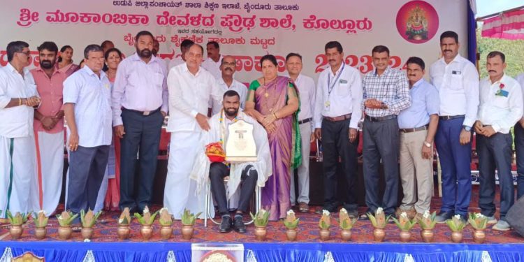 ಕೊಲ್ಲೂರು : ರಾಷ್ಟ್ರೀಯ ಕ್ರೀಡಾಪಟು ಮಂಜುನಾಥ್ ಮರಾಠಿ ಸಾಧನೆ ಗುರುತಿಸಿ ಸನ್ಮಾನ..!!