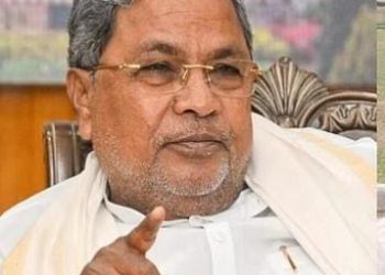 ಬೆಂಗಳೂರು : ರಾಜ್ಯದಲ್ಲಿ ಪಟಾಕಿ ನಿಷೇದ : ಹಸಿರು ಪಟಾಕಿಗೆ ಮಾತ್ರ ಅನುಮತಿ ನೀಡಿದ ಮುಖ್ಯಮಂತ್ರಿ ಸಿದ್ದರಾಮಯ್ಯ..!!