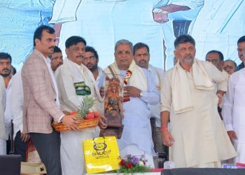 ಕನ್ನಡ ನಾಡಿನ ಸಮೃದ್ಧಿ, ಪ್ರಗತಿ, ಸಂಸ್ಕೃತಿ ಮತ್ತು ವೈಭವವನ್ನು ದಸರಾ ಮೂಲಕ ಜಗತ್ತಿಗೆ ಸಾರುವ ಕೆಲಸವನ್ನು ನಾವು ಮಾಡುತ್ತೇವೆ : ಸಿ ಎಂ ಸಿದ್ದರಾಮಯ್ಯ..!!