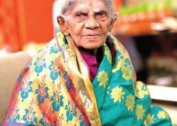 ಬೆಂಗಳೂರು: ತೀವ್ರ ಉಸಿರಾಟದ ತೊಂದರೆಯಿಂದ ಬಳಲುತ್ತಿರುವ ವೃಕ್ಷ ಮಾತೆ ಸಾಲುಮರದ ತಿಮ್ಮಕ್ಕ ಆಸ್ಪತ್ರೆಗೆ ದಾಖಲು..!!!