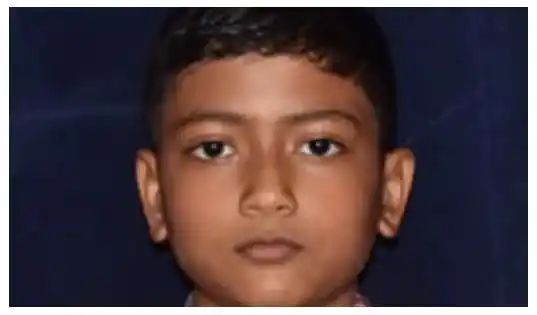 ಕುಂದಾಪುರ : ಬಸ್ಸಿಗಾಗಿ ಕಾಯುತ್ತಿದ್ದ ಸಂದರ್ಭ ಕುಸಿದು ಬಿದ್ದು ವಿದ್ಯಾರ್ಥಿ ಮೃತ್ಯು..!!