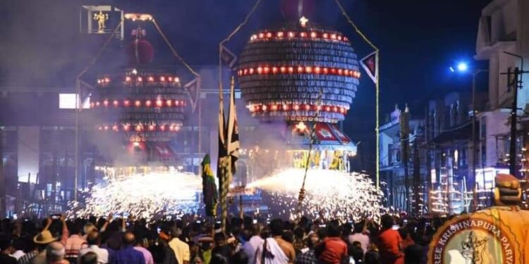 ಶ್ರೀ ಕೃಷ್ಣನಗರಿ ಉಡುಪಿಯಲ್ಲಿ ಲಕ್ಷದೀಪೋತ್ಸವ ಸಂಭ್ರಮ…!!