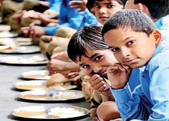 ಉಡುಪಿ :ಅಕ್ಷರದಾಸೋಹ ನೌಕರರ ವಿವಿಧ ಬೇಡಿಕೆಗಳ ಈಡೇರಿಕೆಗೆ ಆಗ್ರಹಿಸಿ ಇಂದು ಮತ್ತು ನಾಳೆ ಪ್ರತಿಭಟನೆ..!!