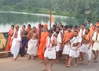 ಉಡುಪಿ : ಶ್ರೀ ಕೃಷ್ಣಮಠದಿಂದ ನೀಲಾವರ ಗೋಶಾಲೆಗೆ ಪೇಜಾವರ  ಶ್ರೀ ವಿಶ್ವ ಪ್ರಸನ್ನ ತೀರ್ಥ ಶ್ರೀಪಾದರ ಏಳನೇ ವರ್ಷದ ಪಾದಯಾತ್ರೆ..!!