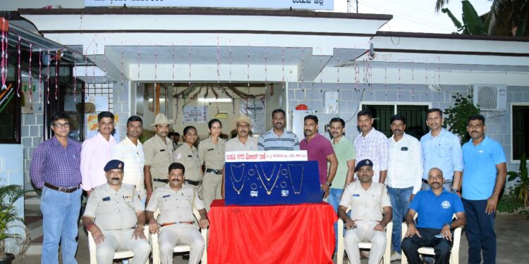 ಬಂಗಾರದ ಆಭರಣಗಳ ಕಳವು ಪ್ರಕರಣದ ಅಂತರ್‌ ಜಿಲ್ಲಾ ಮನೆಗಳ್ಳನ ಬಂಧನ..!!