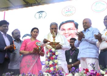 4000 ವಿಶೇಷ ಚೇತನರಿಗೆ ಯಂತ್ರಚಾಲಿತ ದ್ವಿಚಕ್ರ ವಾಹನ : ಮುಖ್ಯಮಂತ್ರಿ ಸಿದ್ದರಾಮಯ್ಯ..!!