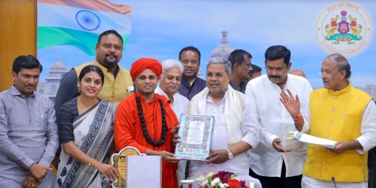 ಸಿ ಎಂ ಸಿದ್ದರಾಮಯ್ಯ ಅವರನ್ನು ಭೇಟಿಯಾದ ಕರ್ನಾಟಕ ಮೀಸಲಾತಿ ಸಂರಕ್ಷಣಾ ಒಕ್ಕೂಟದ ನಿಯೋಗ..!!