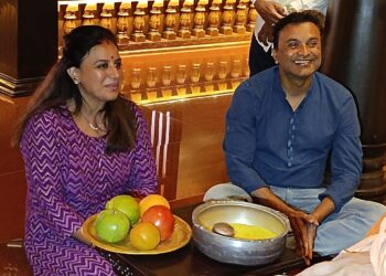 ಉಡುಪಿ : ಶ್ರೀಕೃಷ್ಣನ ದರ್ಶನ ಪಡೆದ ಪೂಜಾ ಗಾಂಧಿ ದಂಪತಿ…!!