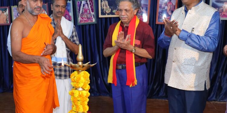 ಆನಂದತೀರ್ಥ ವಿದ್ಯಾಲಯ ಪಾಜಕದಲ್ಲಿ ದಶಮಾನೋತ್ಸವ ಆಚರಣೆ : ಶ್ರೀ ಗಳ ಸಂಸ್ಮರಣೆಗಾಗಿ ಛಾಯಾಚಿತ್ರ ಪ್ರದರ್ಶನ ..!!