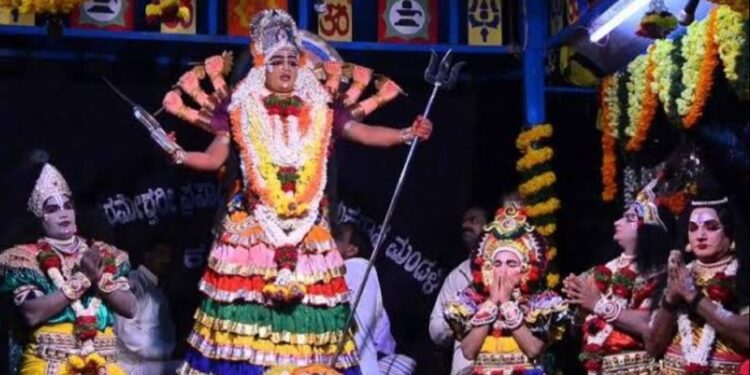 ಕಟೀಲು ಮೇಳಕ್ಕೆ ಯಕ್ಷಗಾನವನ್ನು ಬೆಳಗ್ಗಿನವರೆಗೆ ನಡೆಸಲು ಹೈಕೋರ್ಟ್ ಅನುಮತಿ..!!