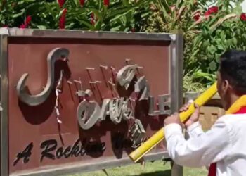 ಬೋರ್ಡ್​ಗಳಲ್ಲಿ ಕನ್ನಡ ಬಳಕೆ ಕಡ್ಡಾಯಕ್ಕೆ ಆಗ್ರಹಿಸಿ ಪ್ರತಿಭಟನೆ: 15 ಕರವೇ ಕಾರ್ಯಕರ್ತರ ವಿರುದ್ಧ FIR..!!