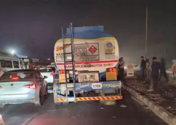 ಕಾಪು :ಹೆದ್ದಾರಿಯಲ್ಲಿ ಟ್ಯಾಂಕರ್ ಢಿಕ್ಕಿ ಹೊಡೆದು ಪಾದಚಾರಿ ಸ್ಥಳದಲ್ಲೇ ಸಾವು..!!