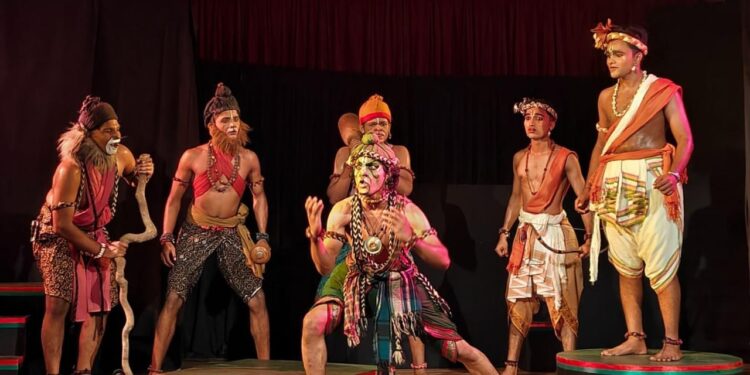 ಮಂಗಳೂರು ವಿಶ್ವವಿದ್ಯಾಲಯ ಮಟ್ಟದ ಅಂತರ್ ಕಾಲೇಜು ರಂಗಭೂಮಿ ಸ್ಪರ್ಧೆ :ಪ್ರಥಮ ಪ್ರಶಸ್ತಿ ಜೊತೆಗೆ ಸಮಗ್ರ ಪ್ರಶಸ್ತಿ ಪಡೆದುಕೊಂಡ “ಏಕಾದಶಾನನ” ಏಕಾಂಕ ನಾಟಕ..!!