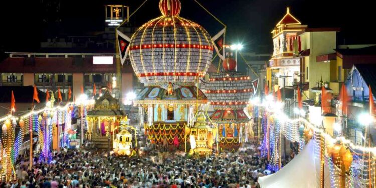 ಉಡುಪಿ : ಅಯೋಧ್ಯೆ ರಾಮ ಮಂದಿರ ಪ್ರತಿಷ್ಠಾಪನೆ ಪ್ರಯುಕ್ತ ಶ್ರೀ ಕೃಷ್ಣ ಮಠದಲ್ಲಿ ವೈಭವದ ಪಂಚ ರಥೋತ್ಸವ..!!