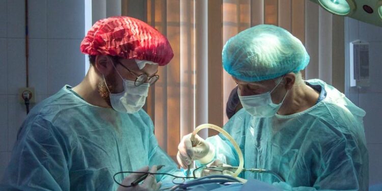 ಲೈಂಗಿಕ ತೃಪ್ತಿಗಾಗಿ ತನ್ನ ‘ಖಾಸಗಿ ಅಂಗಕ್ಕೆ’ ಬ್ಯಾಟರಿಗಳನ್ನು ಅಳವಡಿಸಿಕೊಂಡ ವೃದ್ಧ :ಬೆಚ್ಚಿ ಬಿದ್ದ ವೈದ್ಯರು..!!