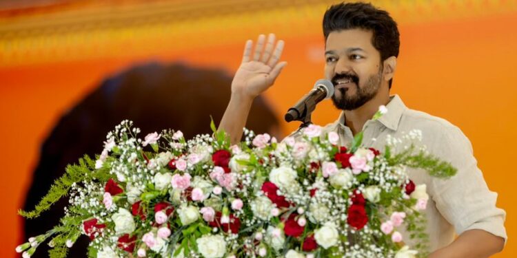 ತಮಿಳು ನಟ ‘ವಿಜಯ್’ನೂತನ ರಾಜಕೀಯ ಪಕ್ಷದ ಸ್ಥಾಪನೆ “ತಮಿಳ ವೆಟ್ರಿ ಕಳಗಂ’ ಎಂದು ನಾಮಕರಣ..!!