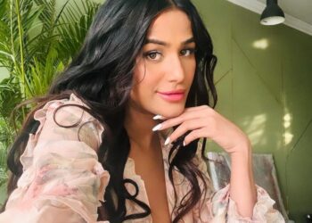 ಬಾಲಿವುಡ್‌ ನಟಿ, ಮಾಡೆಲ್‌ “ಪೂನಂ ಪಾಂಡೆ” ಕ್ಯಾನ್ಸರ್‌ಗೆ ಬಲಿ..!!