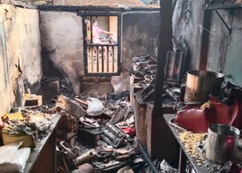 ಕಾರ್ಕಳ: ಕಸಬಾ ಗ್ರಾಮದ ಕರಿಯಕಲ್ಲು ಜಂಕ್ಷನ್ ಬಳಿ ಹೋಟೆಲ್ ಕಟ್ಟಡಕ್ಕೆ ಬೆಂಕಿ:ಲಕ್ಷಾಂತರ ರೂಪಾಯಿ ನಷ್ಟ…!!