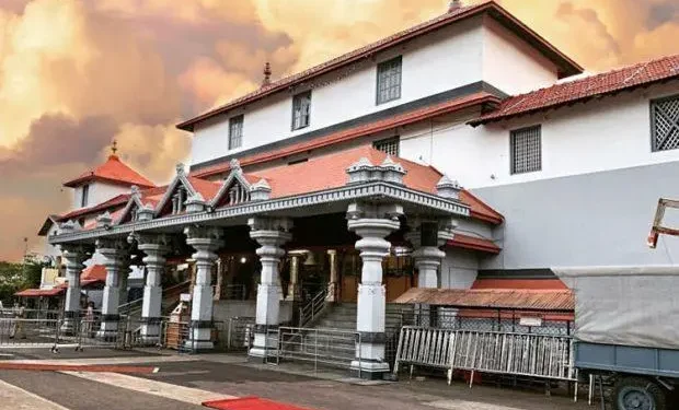 ಮೇ 1ರಂದು ಶ್ರೀ ಕ್ಷೇತ್ರ ಧರ್ಮಸ್ಥಳದಲ್ಲಿ ಉಚಿತ ಸಾಮೂಹಿಕ ವಿವಾಹ :ಮದುವೆ ಆಗಲಿಚ್ಚಿಸುವವರು ಏ.20ರೊಳಗೆ ಅರ್ಜಿ ಸಲ್ಲಿಸಿ…!!…!!