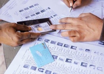 ಮತದಾರರ ಪಟ್ಟಿಯಲ್ಲಿ ನಿಮ್ಮ ಹೆಸರು ಇದೆಯಾ? ಅಂತ ಮೊಬೈಲ್ ನಲ್ಲೇ ಚೆಕ್ ಮಾಡಬಹುದು: ಹೇಗೆ ಅಂತೀರಾ ಇಲ್ಲಿದೆ ಮಾಹಿತಿ…!!