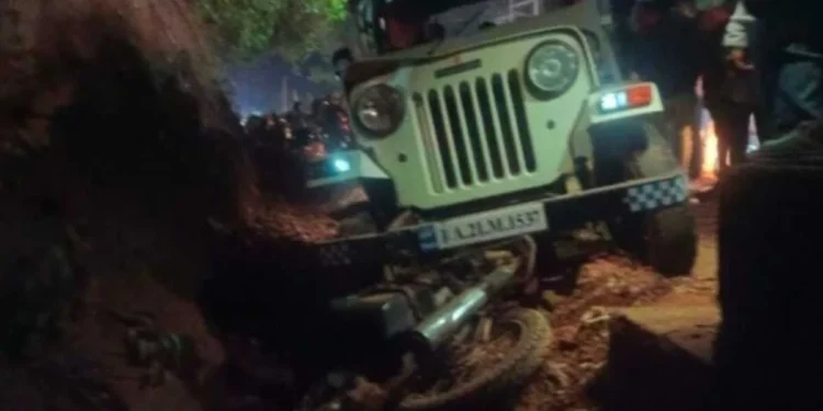 ಪುತ್ತೂರು : ಬೈಕ್‍ ಮತ್ತು ಜೀಪ್  ನಡುವೆ ಅಪಘಾತ :ಸವಾರ ಸ್ಥಳದಲ್ಲೇ ಸಾವು : ಇಬ್ಬರು ಮಕ್ಕಳಿಗೆ ಗಂಭೀರ ಗಾಯ..!!