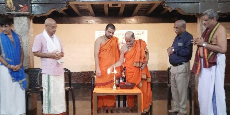 ಶಾಶ್ವತ ಆಧ್ಯಾತ್ಮಿಕ ವಿದ್ಯೆಯಿಂದ ಭಗವಂತನ ಅನುಗ್ರಹ ಸಿದ್ಧಿ. ಪುತ್ತಿಗೆ ಶ್ರೀ..!!