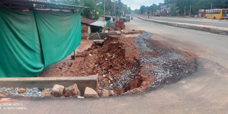 ಸಾಣೂರು ಮುರತಂಗಡಿ ಮಳೆ ನೀರು ಮನೆಗೆ ನುಗ್ಗಿ ಅಪಾರ ಹಾನಿ..!!