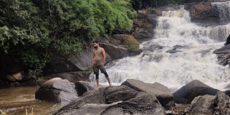 ಹೊಸನಗರ:ಅಬ್ಬಿಫಾಲ್ಸ್ ನಲ್ಲಿ ಕಾಲು ಜಾರಿ ನೀರುಪಾಲದ ಬೆಂಗಳೂರು ಮೂಲದ ಪ್ರವಾಸಿಗನ ಮೃತದೇಹ ಪತ್ತೆ..!!