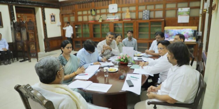 ರಾಜ್ಯದ ಎಲ್ಲಾ ಅಂಗನವಾಡಿ ಕೇಂದ್ರಗಳನ್ನು ಉನ್ನತೀಕರಣಕರಿಸಲು ಸಿ. ಎಂ ಸಿದ್ದರಾಮಯ್ಯ ಸಮ್ಮತಿ :ಅಂಗನವಾಡಿಗಳಲ್ಲೇ LKG UKG ಆರಂಭಿಸಲು ಸಹಮತ..!!