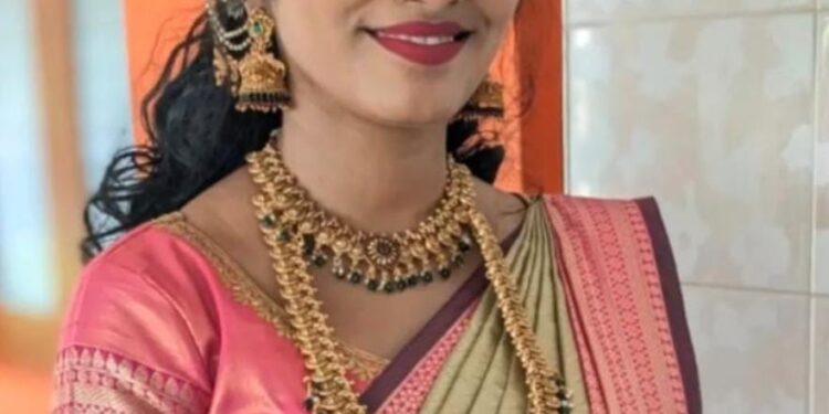 ಕಾರ್ಕಳ : ಬೈಕ್‌ಗೆ ನಾಯಿ ಅಡ್ಡ ಬಂದ ಪರಿಣಾಮ ಅಪಘಾತ :ನವವಿವಾಹಿತೆ ಮೃತ್ಯು..!!