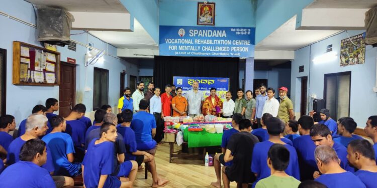 ದಿವ್ಯಂಗರ ವಸತಿ ಶಾಲೆಗೆ ಪರ್ಕಳದ ಮಂಗಳ ಕಲಾ ಸಾಹಿತ್ಯ ವೇದಿಕೆಯಿಂದ ಅಗತ್ಯ ವಸ್ತುಗಳ ಕೊಡುಗೆ..!!