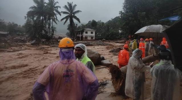 ಕೇರಳದ ವಯನಾಡಿನಲ್ಲಿ ಭೂಕುಸಿತ, ಐವರು ಮೃತ್ಯು, ಹಲವಾರು ಮಂದಿ ಸಿಲುಕಿರುವ ಶಂಕೆ..!!
