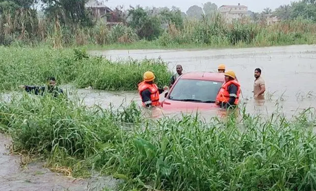 ಉಡುಪಿ:ಕನ್ನರ್ಪಾಡಿಯಲ್ಲಿ ನೆರೆ ನೀರಲ್ಲಿ ಕೊಚ್ಚಿಹೋದ ಕಾರು.!!