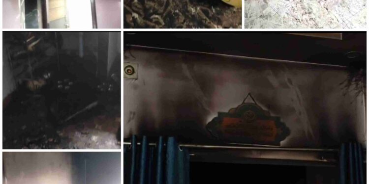 ಕಾರ್ಕಳ :ವಿದ್ಯುತ್ ಶಾರ್ಟ್ ಸರ್ಕಿಟ್ ನಿಂದಾಗಿ  ನೂತನವಾಗಿ ನಿರ್ಮಿಸಿರುವಂತಹ ಮನೆಯಲ್ಲಿ ಅಗ್ನಿ ಅವಘಡ : ಅಂದಾಜು 5ಲಕ್ಷ ರೂಪಾಯಿ ನಷ್ಟ..!!