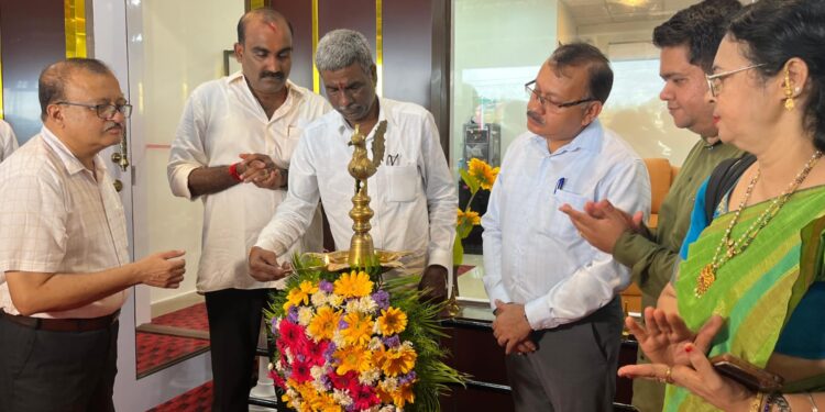 ಉಡುಪಿ :ಇಂದ್ರಾಳಿ ರೈಲ್ವೇ ನಿಲ್ದಾಣದಲ್ಲಿ ಪ್ರಯಾಣಿಕರ ಅನುಕೂಲಕ್ಕಾಗಿ ನೂತನ Executive Launge ಉದ್ಘಾಟನೆ..!!