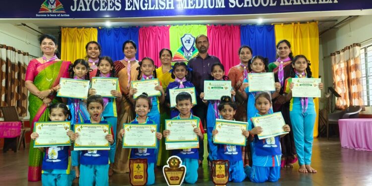 ಜೇಸಿ ಇಂಟರ್ ನ್ಯಾಷನಲ್ ಆಂಗ್ಲ ಮಾಧ್ಯಮ ಶಾಲೆಯ ವಿದ್ಯಾರ್ಥಿಗಳು ಭಾರತ್ ಸ್ಕೌಟ್ ಮತ್ತು ಗೈಡ್ಸ್ ಸ್ಪರ್ಧೆಯಲ್ಲಿ ರಾಜ್ಯ ಮಟ್ಟಕ್ಕೆ ಆಯ್ಕೆ..!!