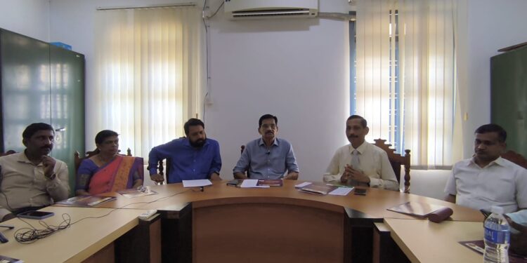 ಕಾರ್ಕಳ : ಕರ್ನಾಟಕ ರಾಜ್ಯ ಮಹಾ ವಿದ್ಯಾಲಯ, ಶಿಕ್ಷಕ ಸಂಘ ವಿಶ್ವವಿದ್ಯಾನಿಲಯ ವತಿಯಿಂದ ಸೆಪ್ಟೆಂಬರ್ 15ರಂದು ಅಧ್ಯಾಪಕ ಭೂಷಣ ಪ್ರಶಸ್ತಿ ಪ್ರಧಾನ ಸಮಾರಂಭ..!!