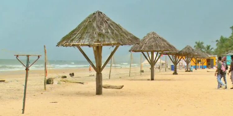 ಮಲ್ಪೆ ಬೀಚ್ ಸಮೀಪ ಮನೆ ಬಿಟ್ಟು ಬಂದಿರುವ ಅಪ್ರಾಪ್ತ ಬಾಲಕಿಯರ ರಕ್ಷಣೆ..!!