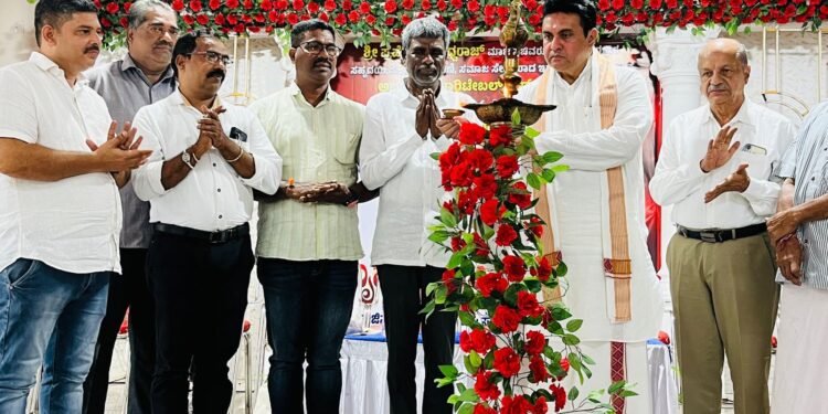 ಕುಂದಾಪುರ:ಪ್ರಮೋದ್ ಮಧ್ವರಾಜ್ ಜನ್ಮದಿನದ ಪ್ರಯುಕ್ತ ಬೃಹತ್ ರಕ್ತದಾನ ಶಿಬಿರ ಆಯೋಜನೆ 