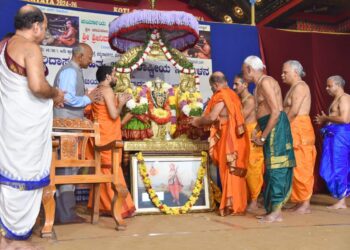 ಶ್ರೀ ಕೃಷ್ಣ ಮಠದಲ್ಲಿ ವಿಜಯದಾಸರ ಆರಾಧನೆ ; ಮೇಘಾಲಯದ ರಾಜ್ಯಪಾಲ ಶ್ರೀವಿಜಯಶಂಕರ್ ಭಾಗಿ..!!