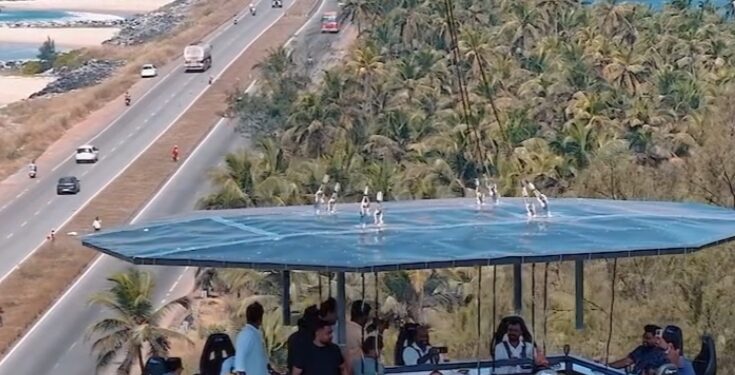 ತ್ರಾಸಿ-ಮರವಂತೆ ಬೀಚ್ನಲ್ಲಿ ವಿನೂತನವಾದ ಸ್ಕೈ ಡೈನಿಂಗ್ ಆರಂಭ..!!