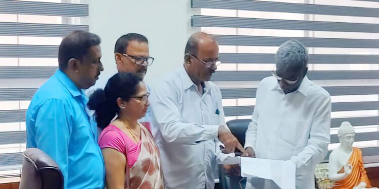 ಕ್ಯಾಥೋಲಿಕ್ ಸಭಾ ಕಾರ್ಕಳ ವಲಯ ಕಾರ್ಯಕರ್ತರಿಂದ ಸಂಸದರಿಗೆ ಮನವಿ ಸಲ್ಲಿಕೆ..!!